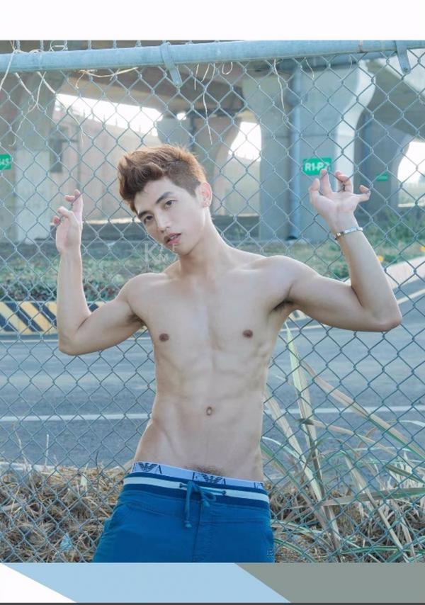 Whoseman-7-平面男模-蔡洋洋---藝術全見版